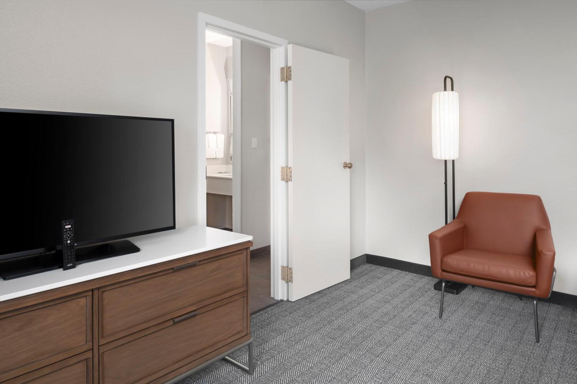 Courtyard By Marriott Little Rock West Hotel Bagian luar foto