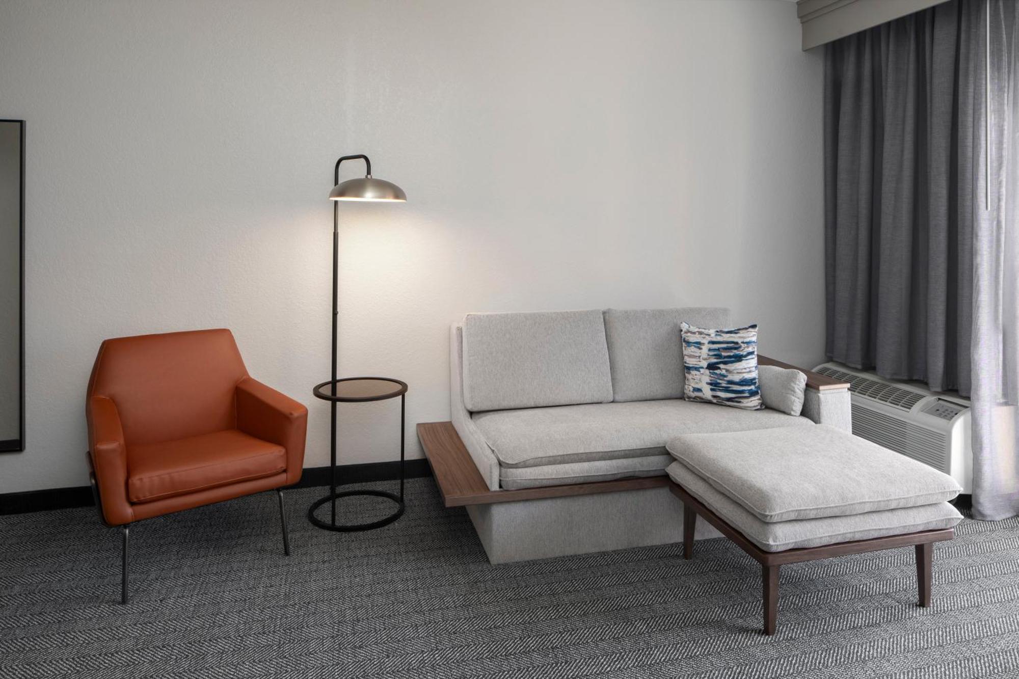Courtyard By Marriott Little Rock West Hotel Bagian luar foto