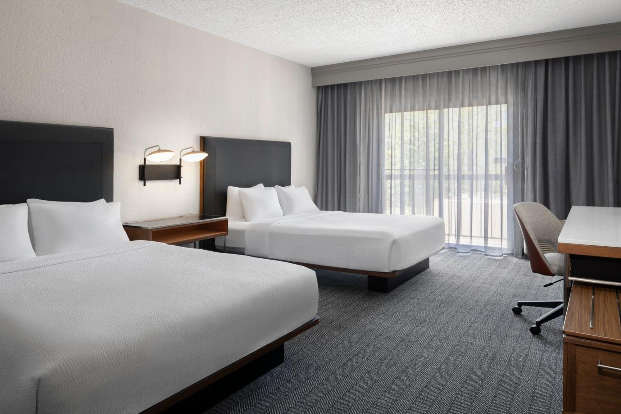 Courtyard By Marriott Little Rock West Hotel Bagian luar foto