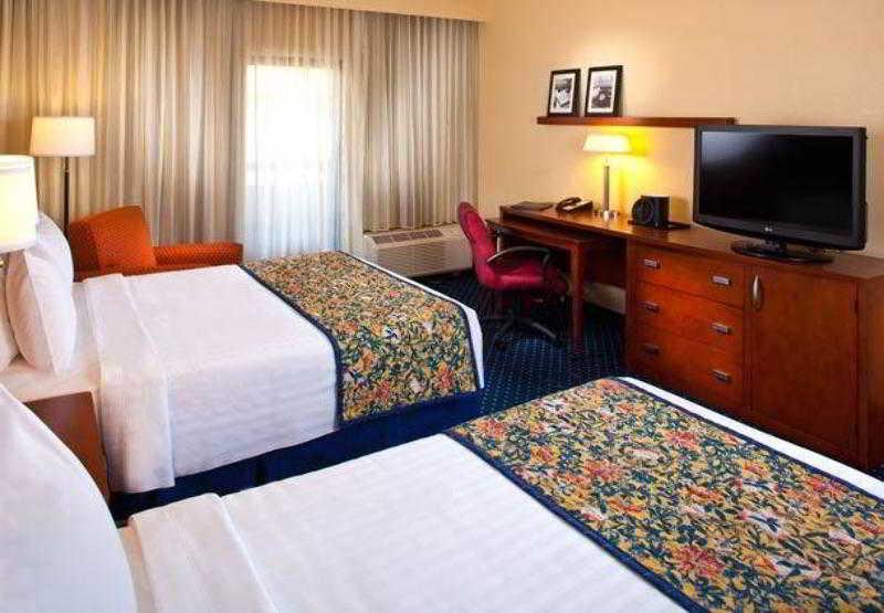 Courtyard By Marriott Little Rock West Hotel Ruang foto