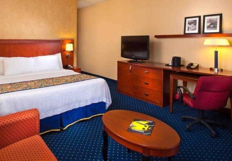 Courtyard By Marriott Little Rock West Hotel Ruang foto