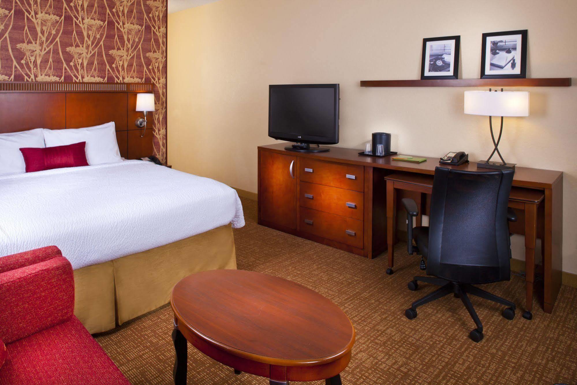 Courtyard By Marriott Little Rock West Hotel Bagian luar foto